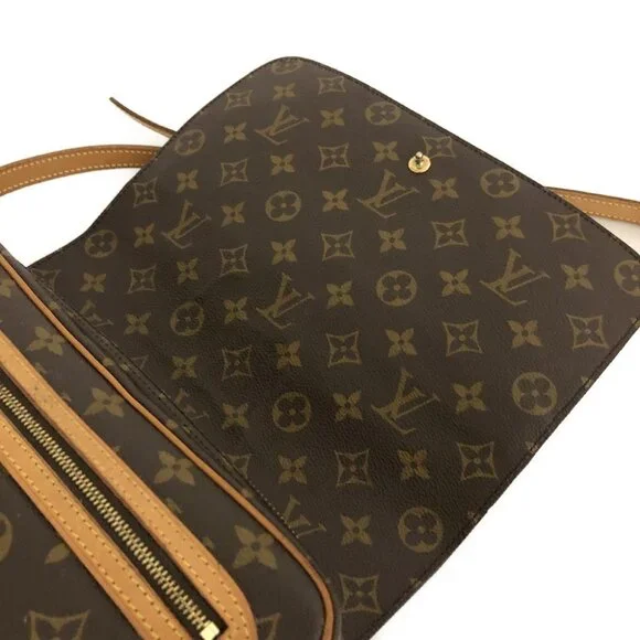 Authentic Louis Vuitton Monogram Saint Germain Crossbody Shoulder Bag - Picture 10 of 15
